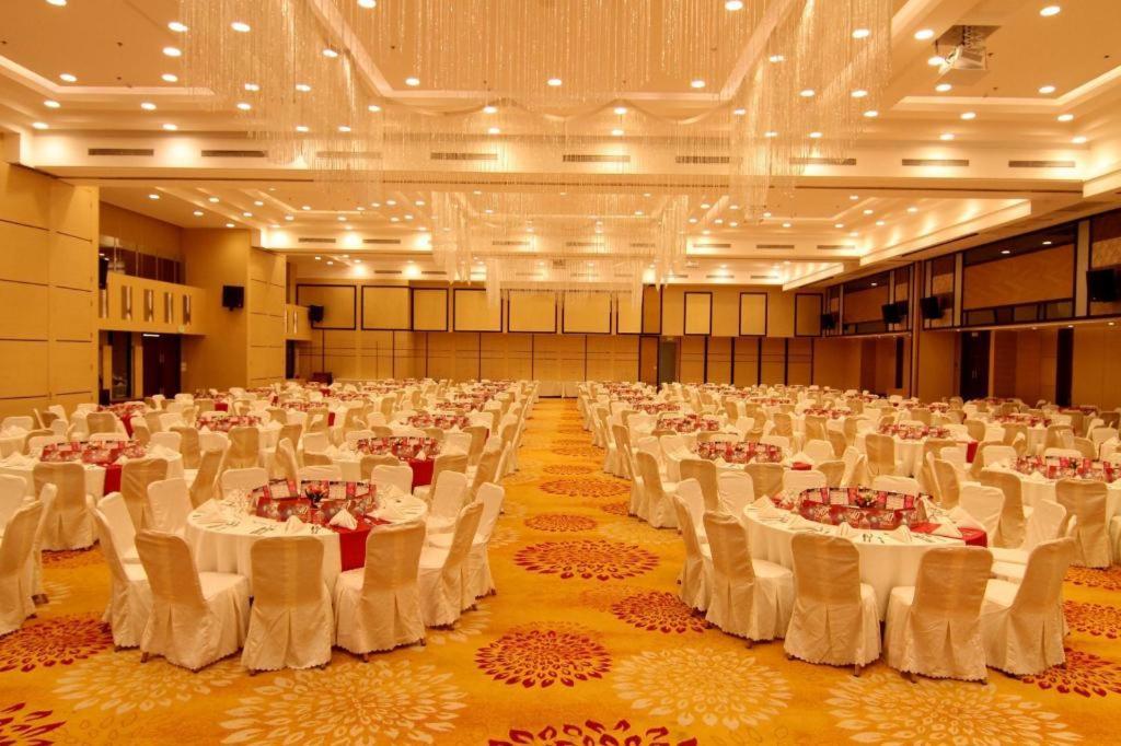 Grand Xing Imperial Hotel Iloilo City Ngoại thất bức ảnh