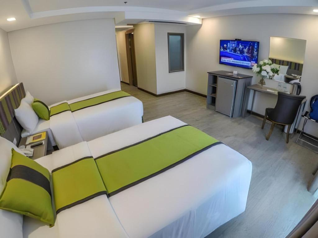 Grand Xing Imperial Hotel Iloilo City Ngoại thất bức ảnh